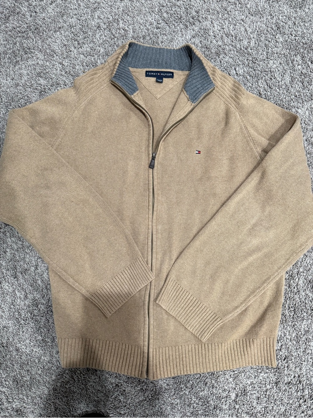 Tommy Hilfiger Men's Beige Zip-Up Sweater with Contrast Collar